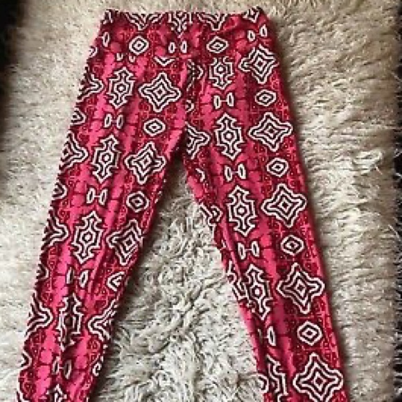 LuLaRoe Pants - Lularoe Cupid Leggings